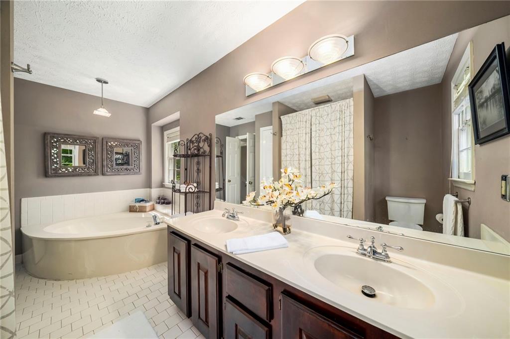 166 Plantation Trace