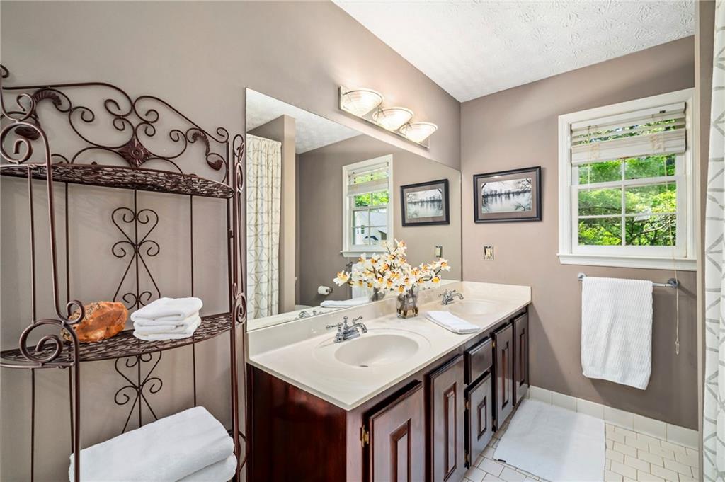 166 Plantation Trace