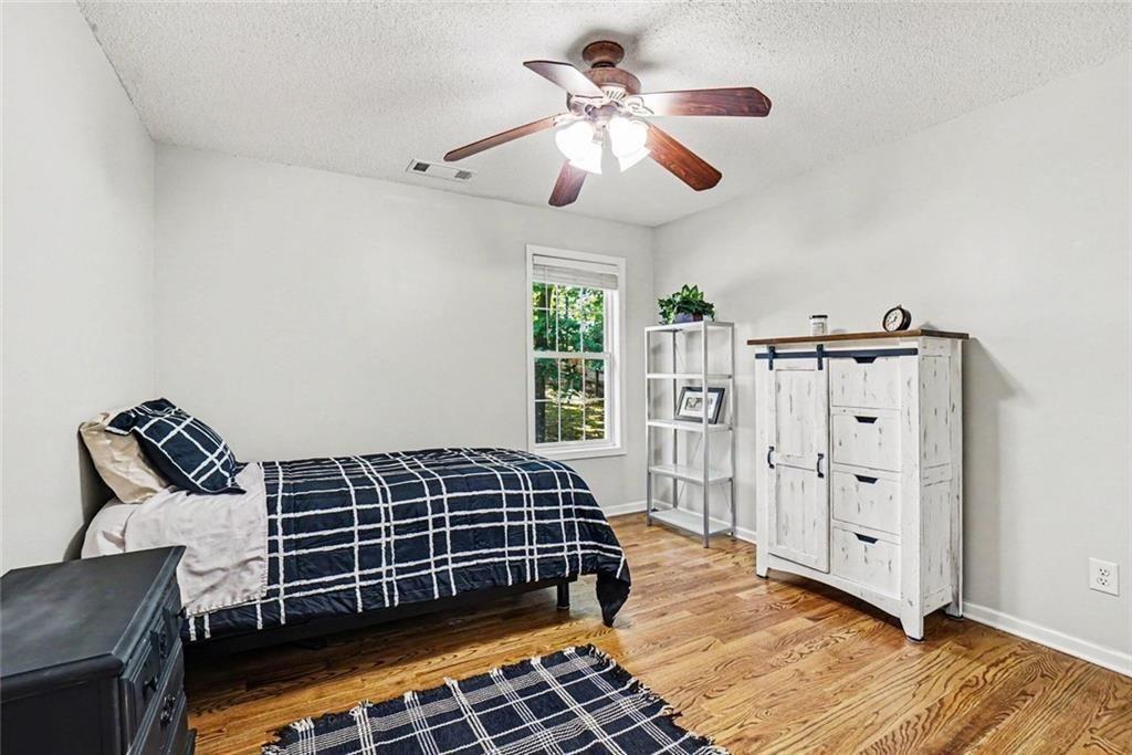 902 Cobblestone Trail