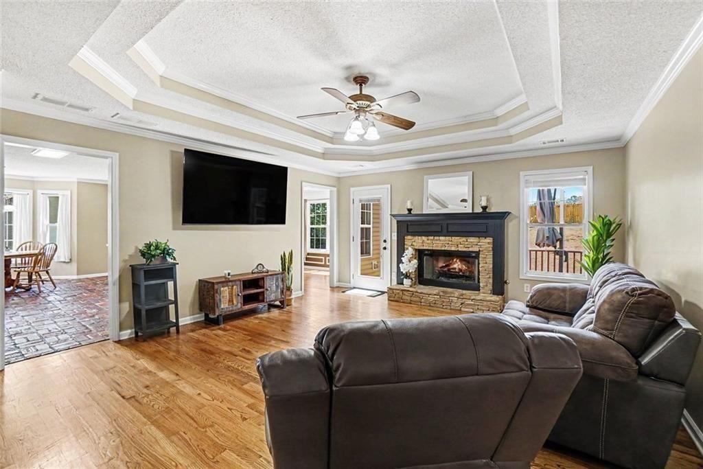 902 Cobblestone Trail