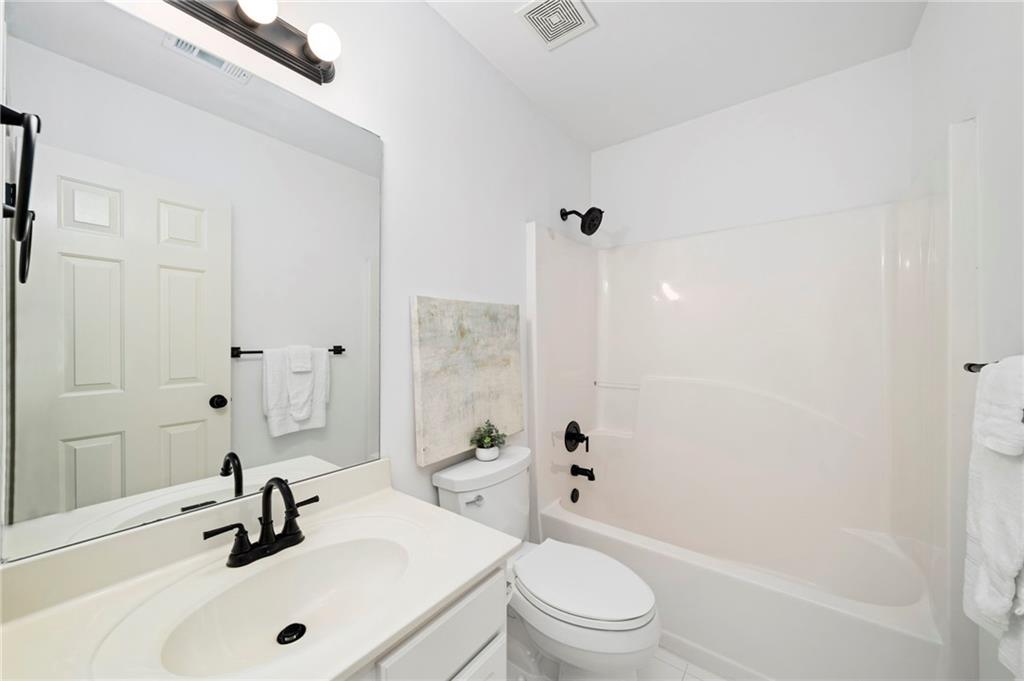 3598 Green Pine Way