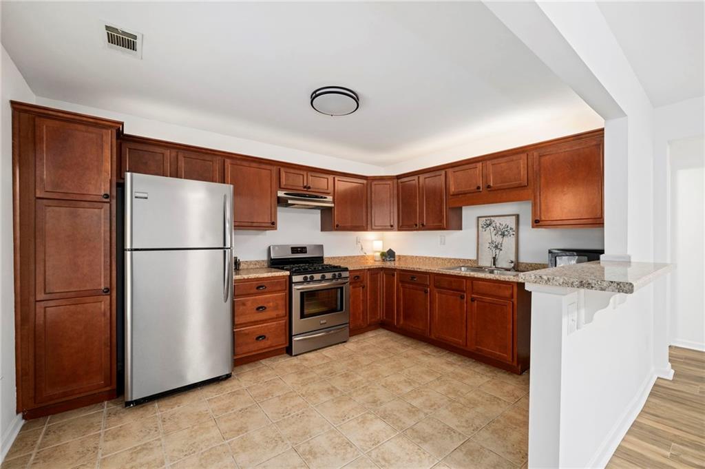 3598 Green Pine Way