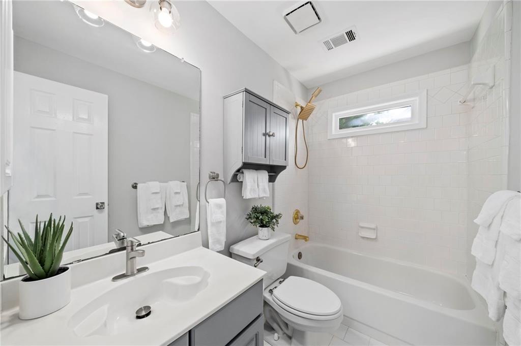 1150 Timberline Place