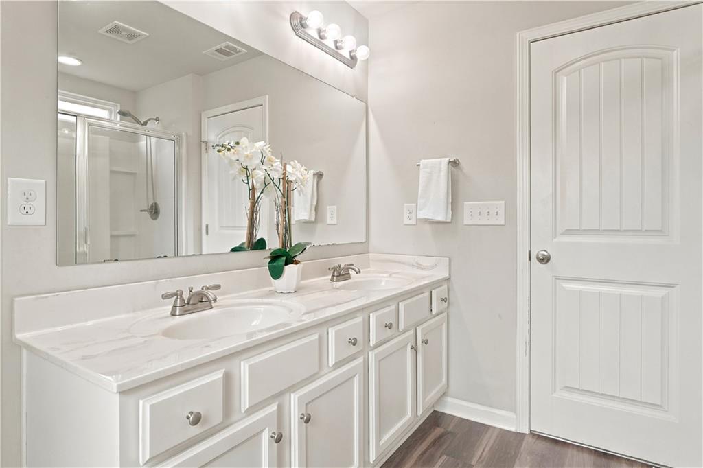 150 Laurelcrest Lane