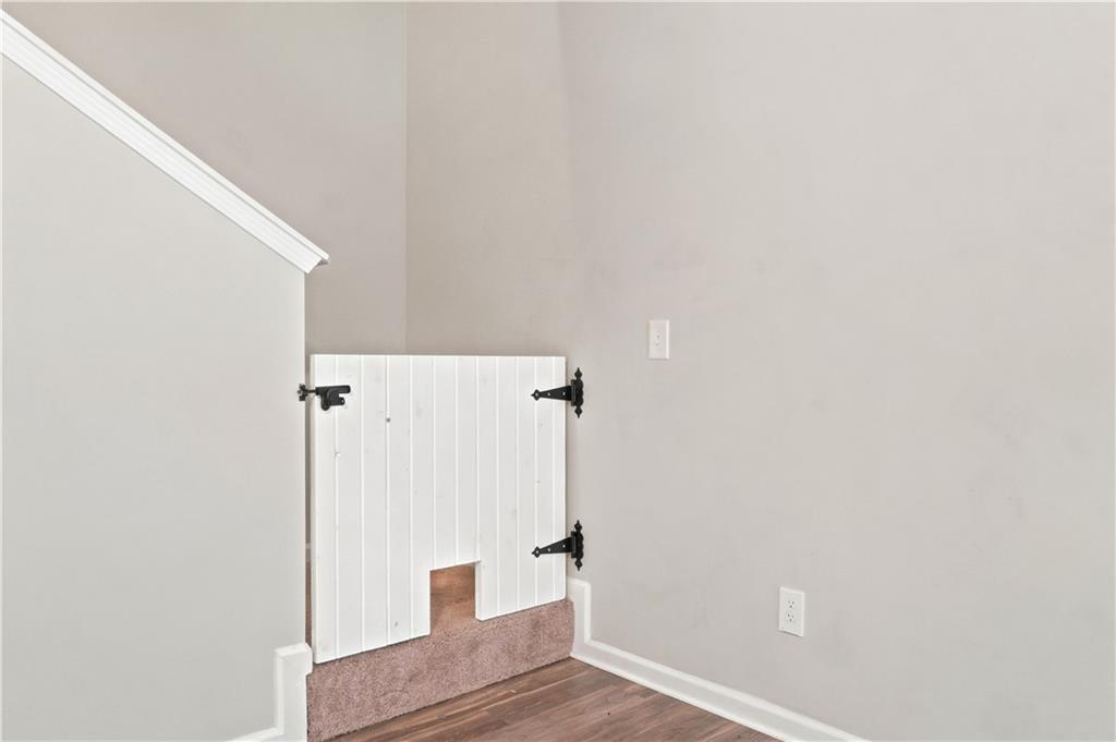 150 Laurelcrest Lane
