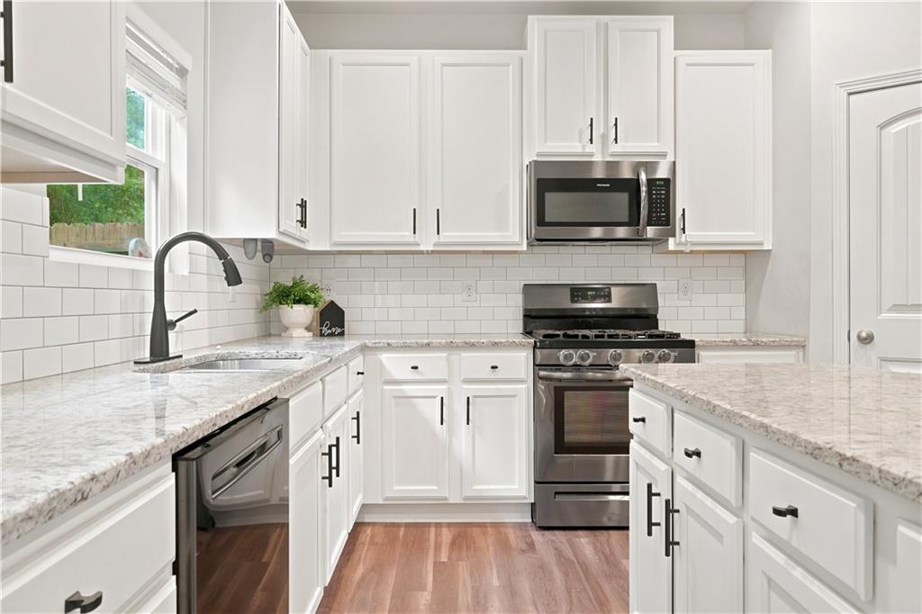 150 Laurelcrest Lane
