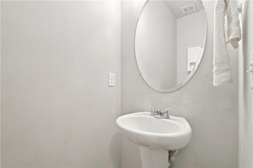 150 Laurelcrest Lane