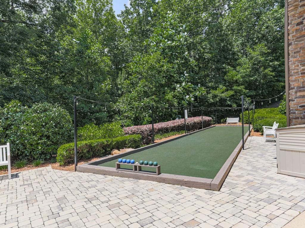 105 Laurel Overlook