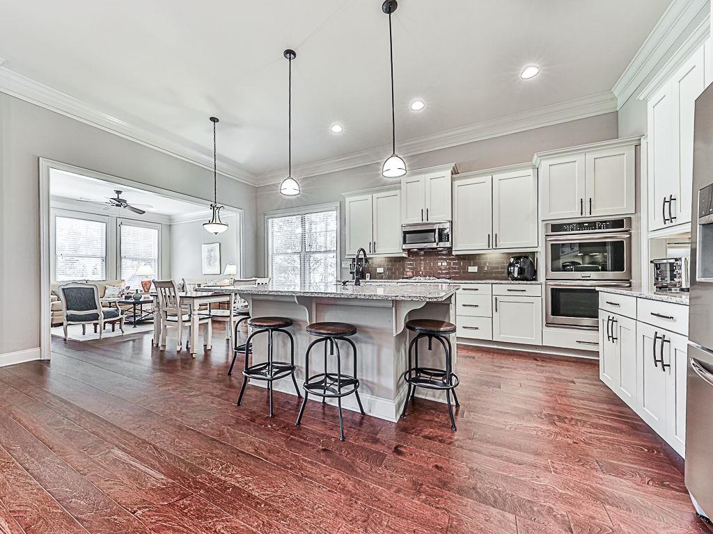 105 Laurel Overlook