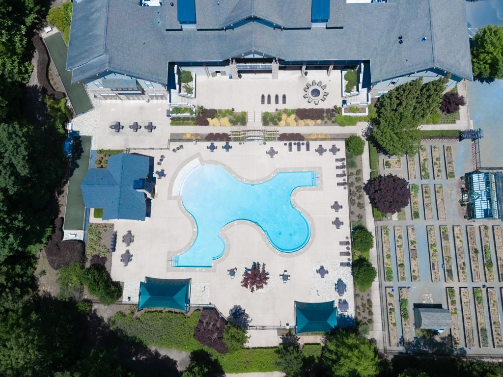 105 Laurel Overlook