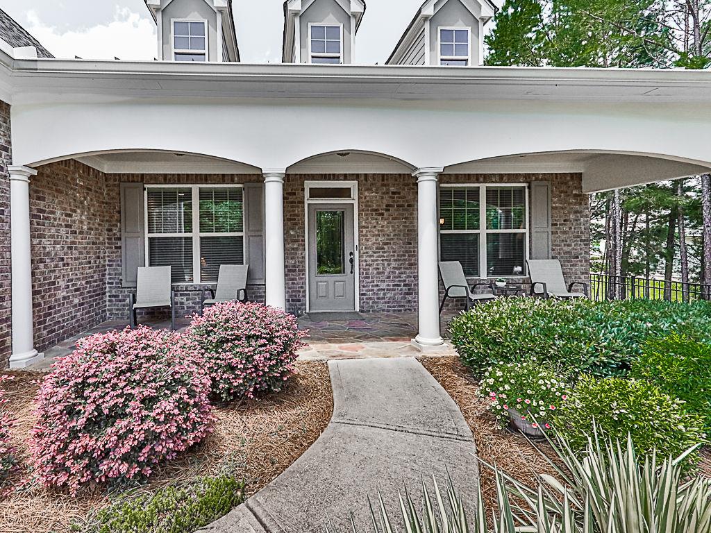 105 Laurel Overlook