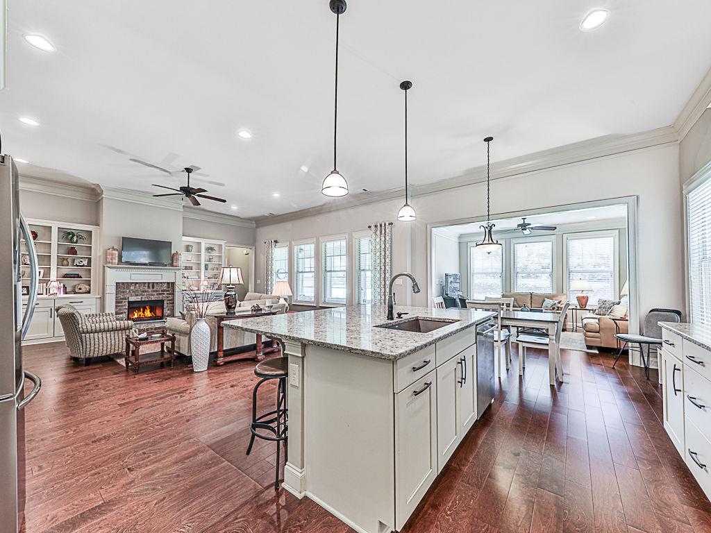 105 Laurel Overlook