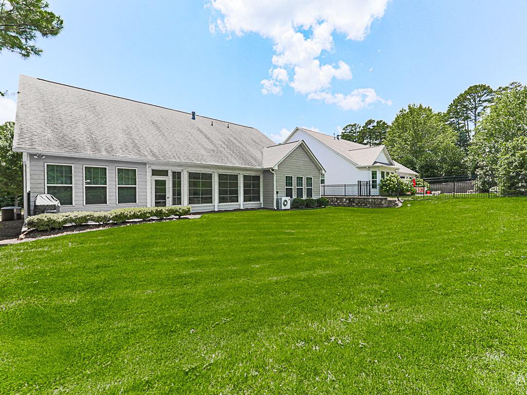 105 Laurel Overlook
