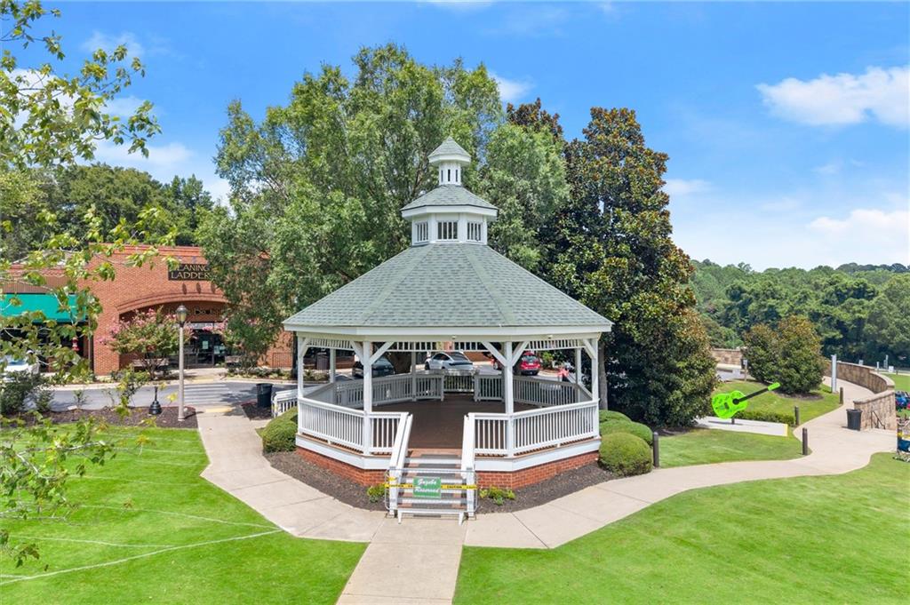 138 Inwood Walk