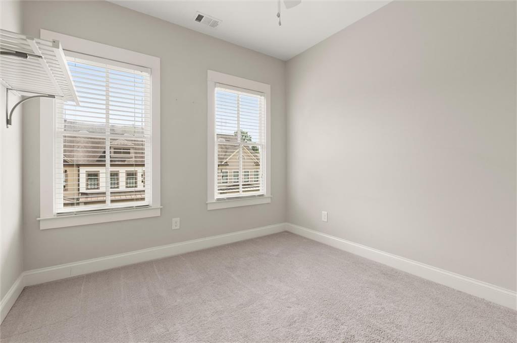 138 Inwood Walk