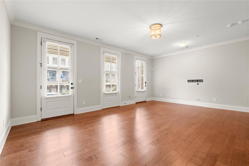 138 Inwood Walk