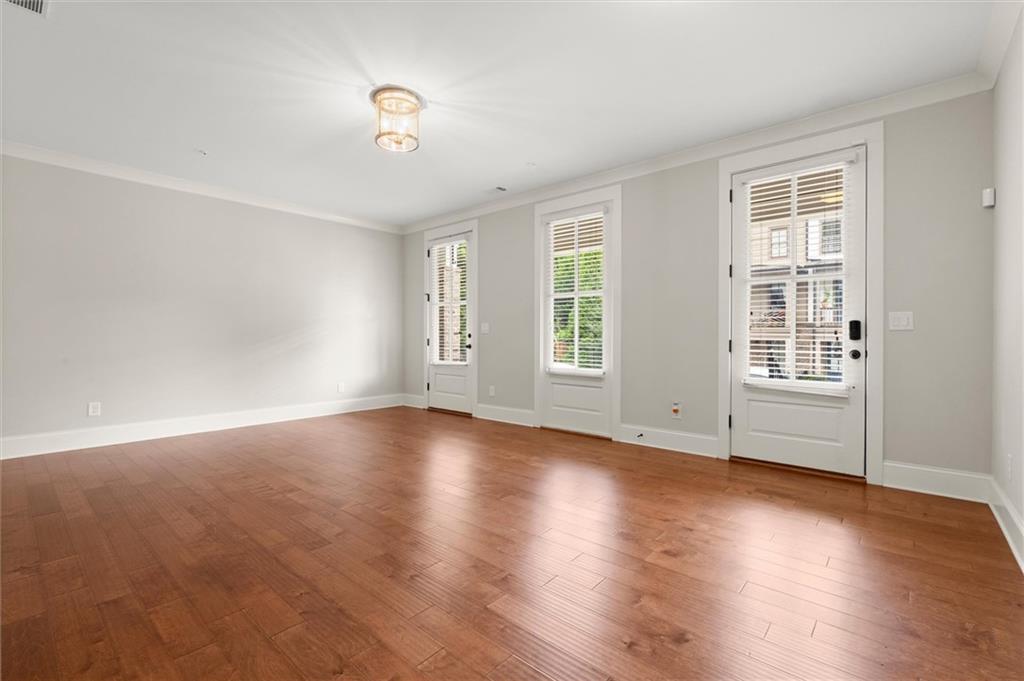 138 Inwood Walk