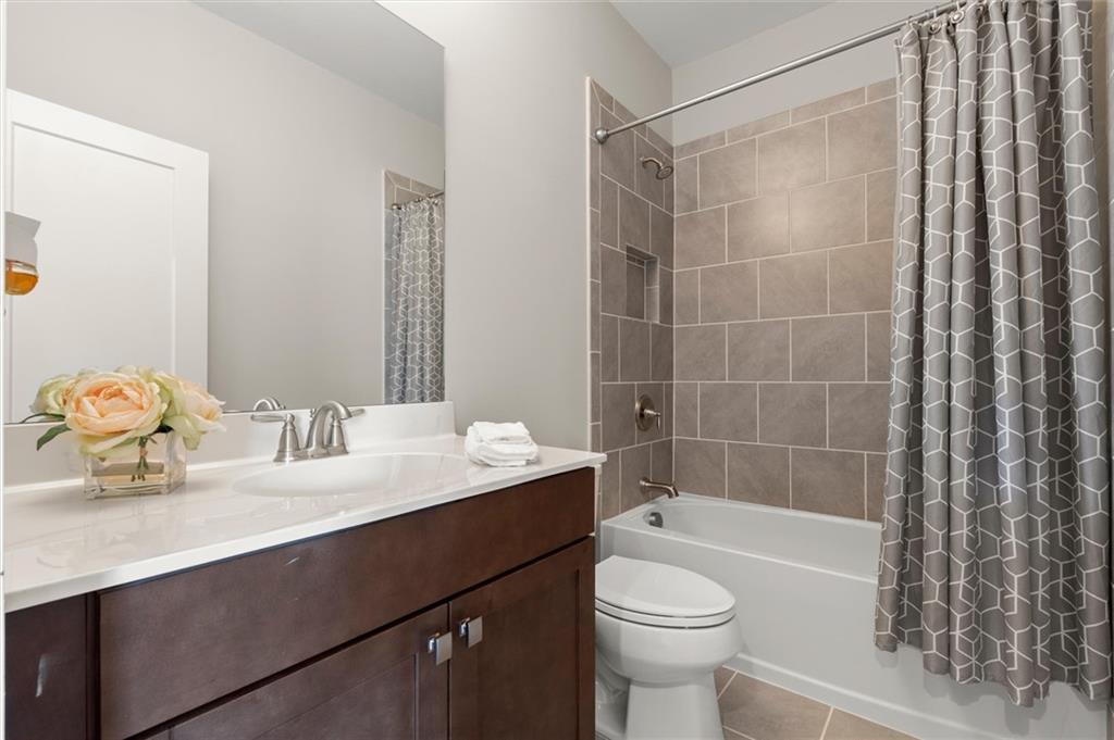 138 Inwood Walk