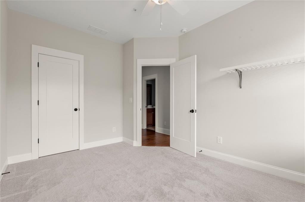 138 Inwood Walk