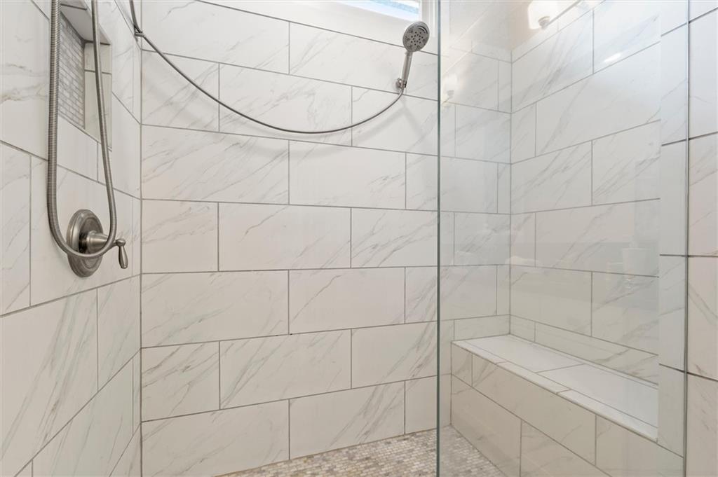 138 Inwood Walk