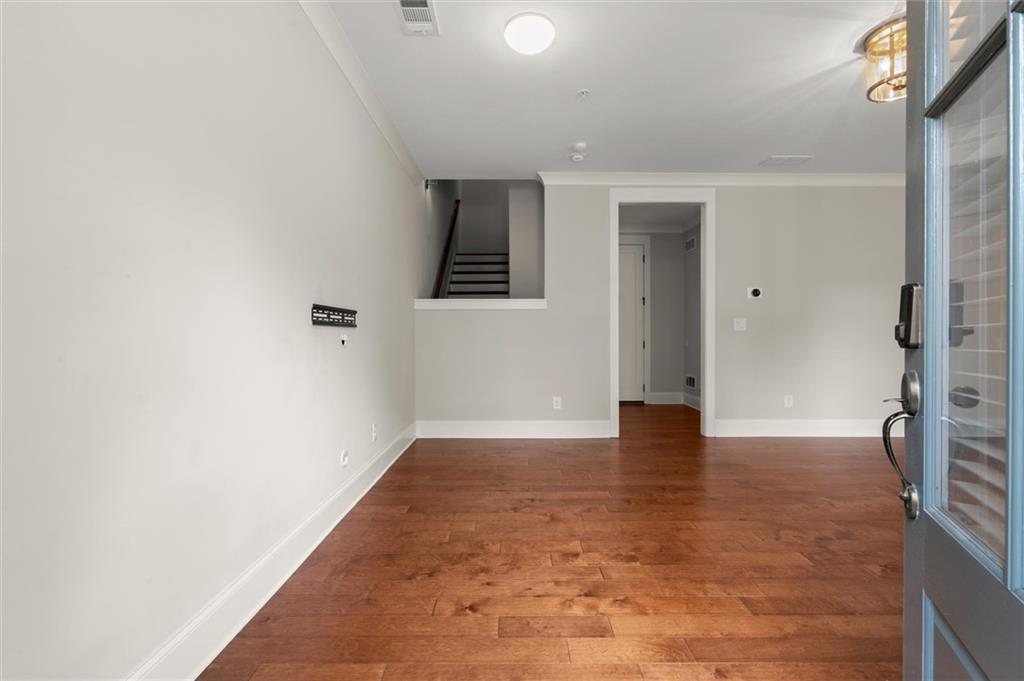 138 Inwood Walk