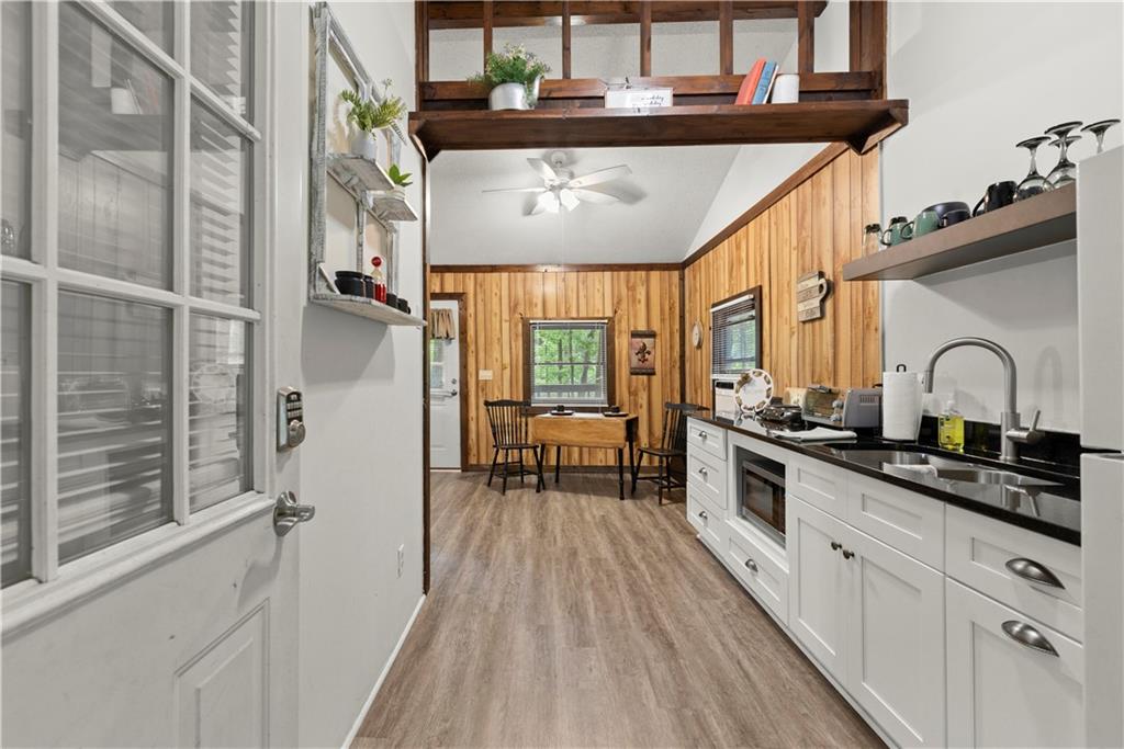 140 J R Road NE
