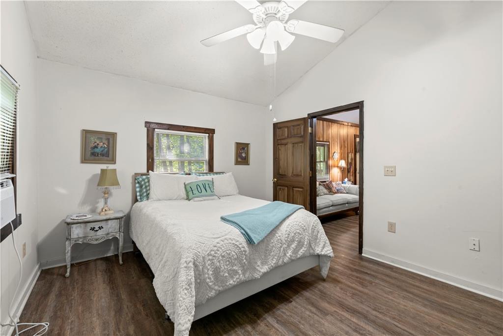 140 J R Road NE