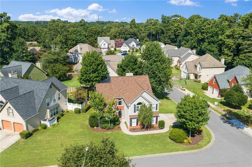 1005 Brentmoor Lane NW