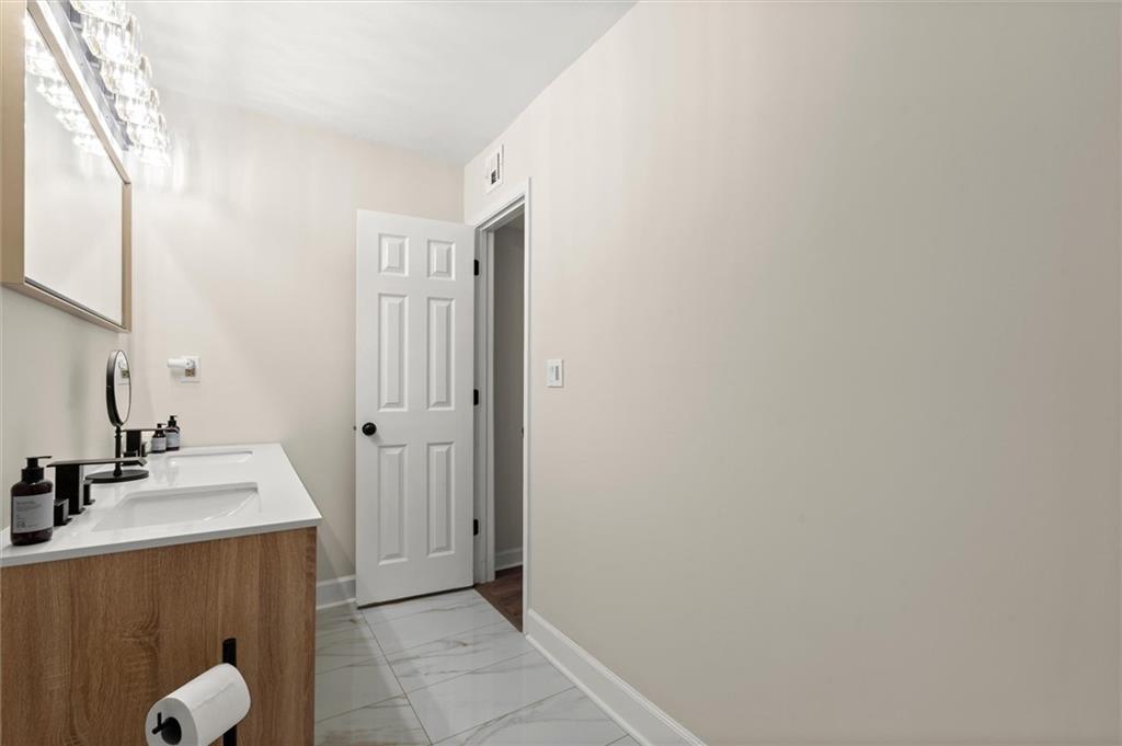1710 Riverview Drive SE Unit 0