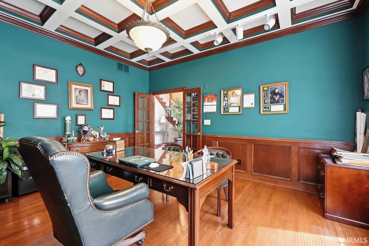 5300 W Autumn Springs Court