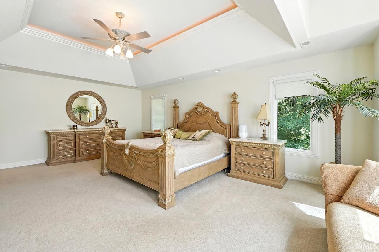 5300 W Autumn Springs Court