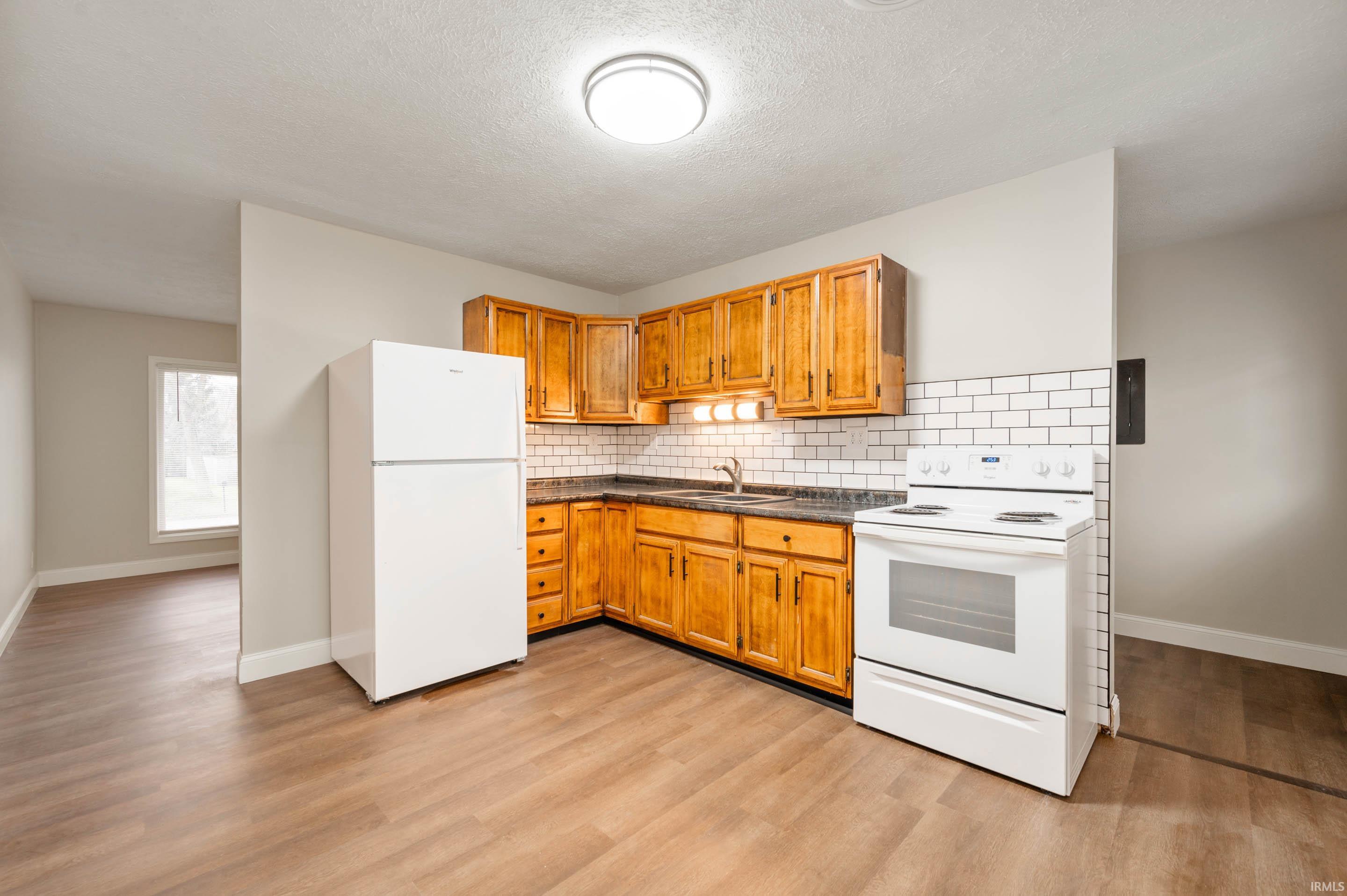 1846 E Wren Boulevard