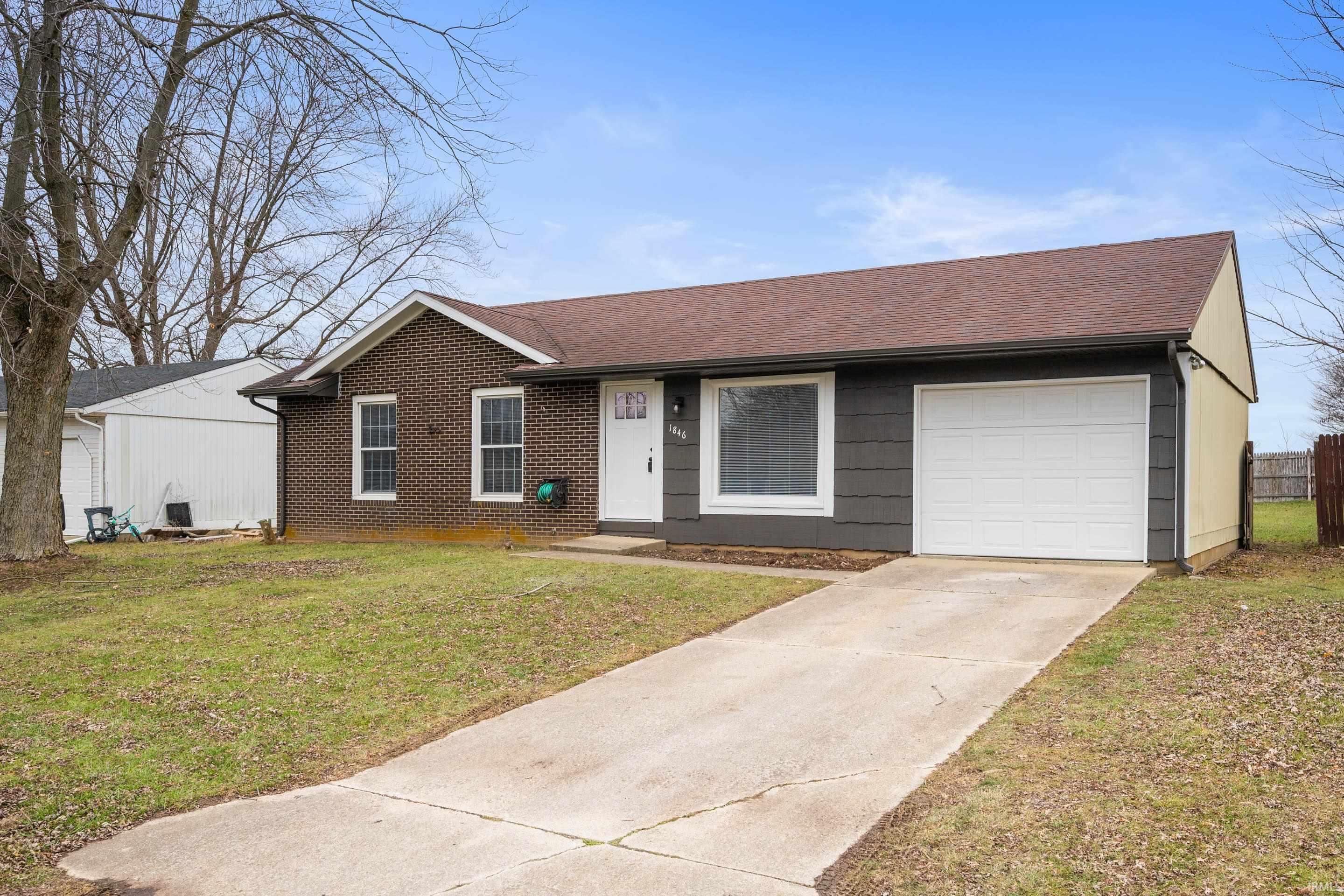 1846 E Wren Boulevard