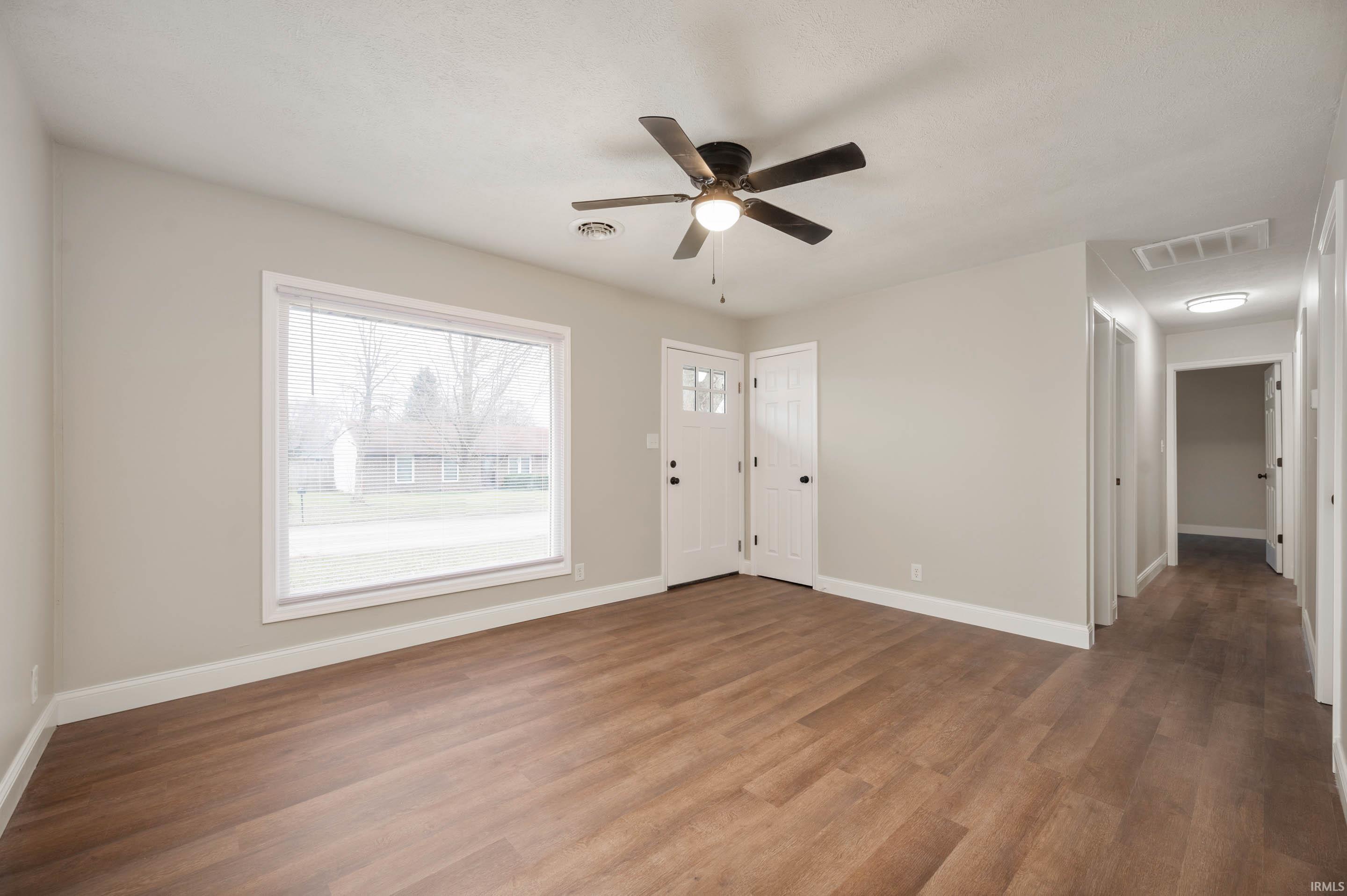 1846 E Wren Boulevard