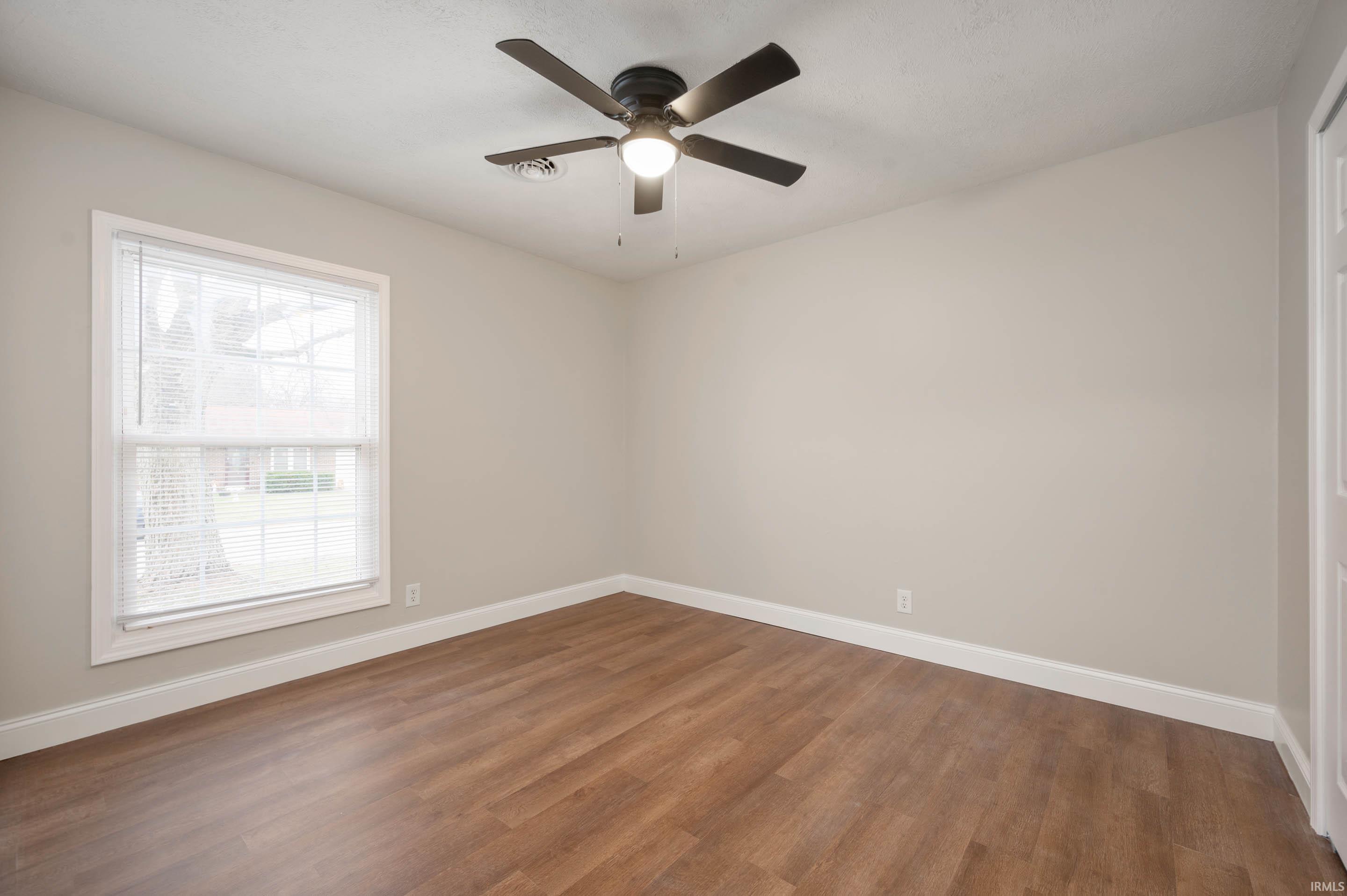 1846 E Wren Boulevard