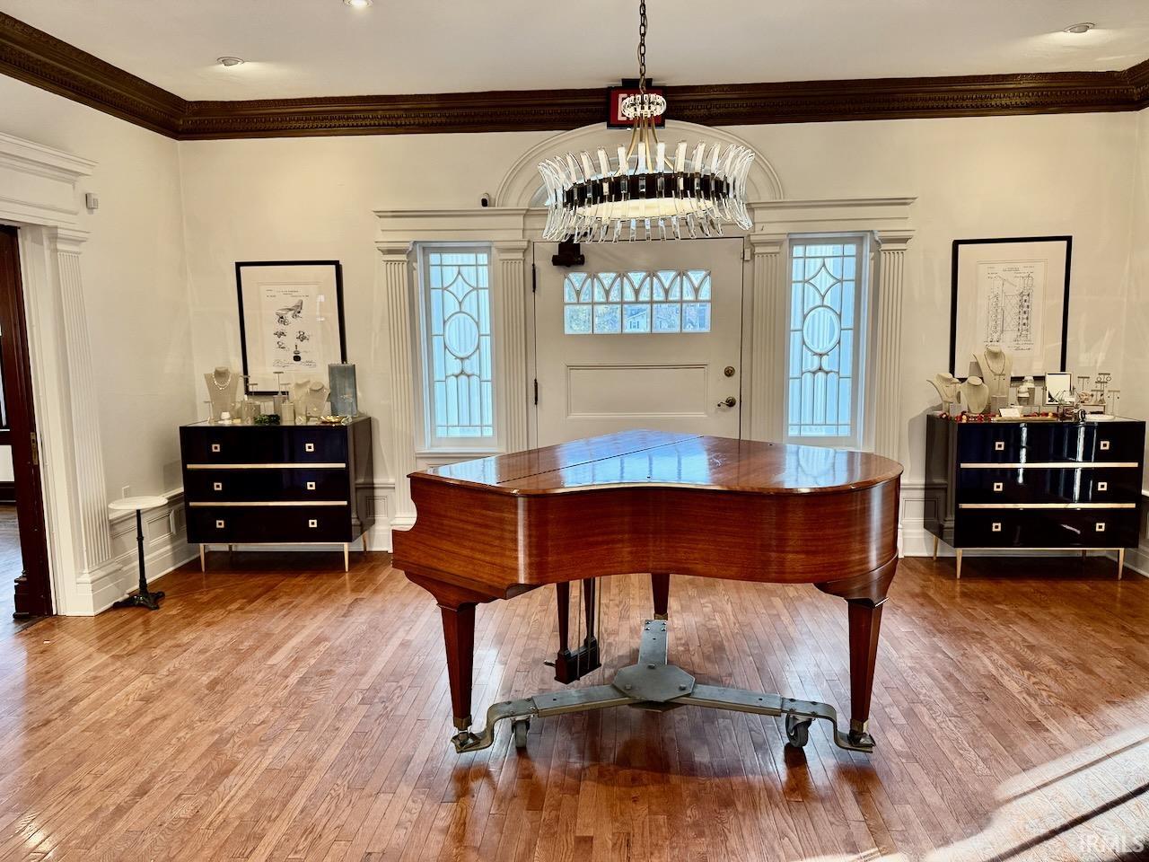 1400 W University Avenue