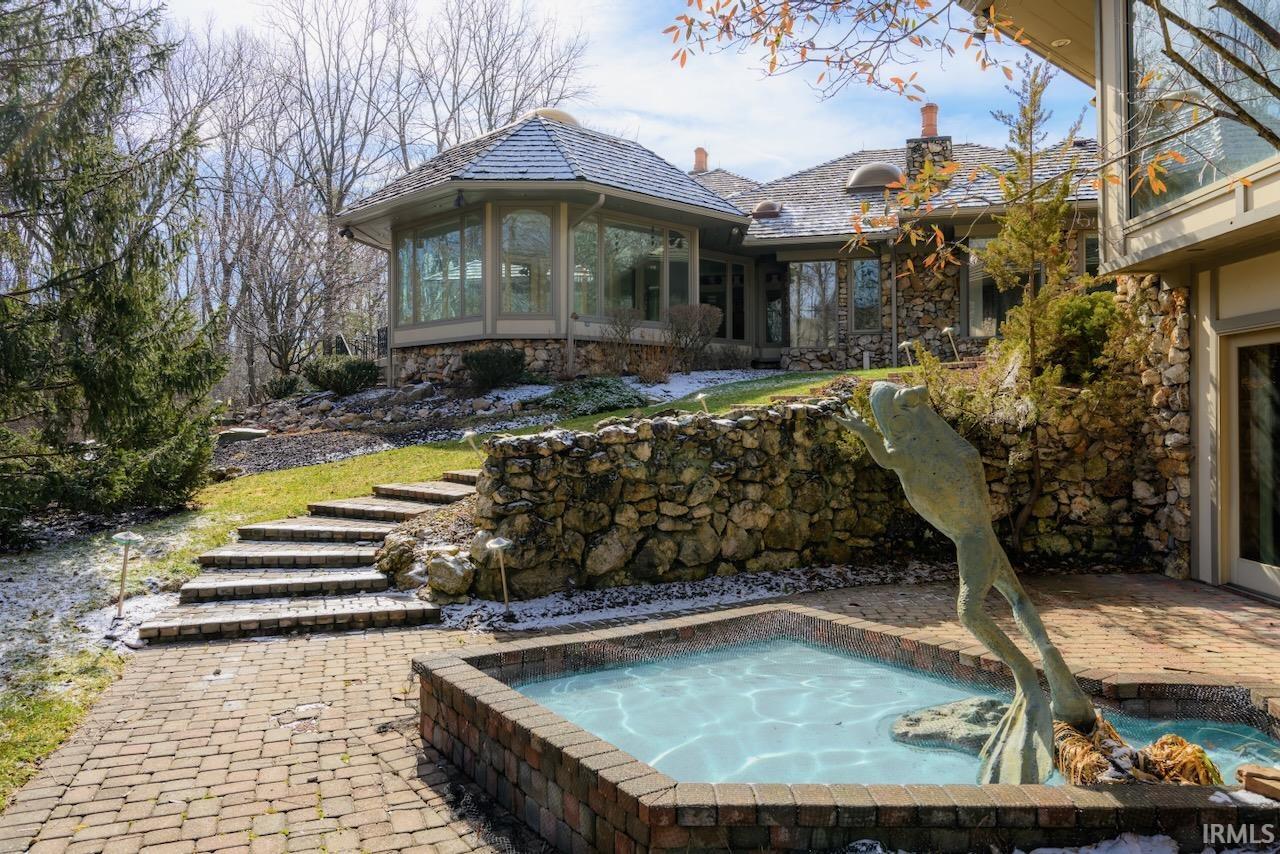 5400 W Deer Run Court