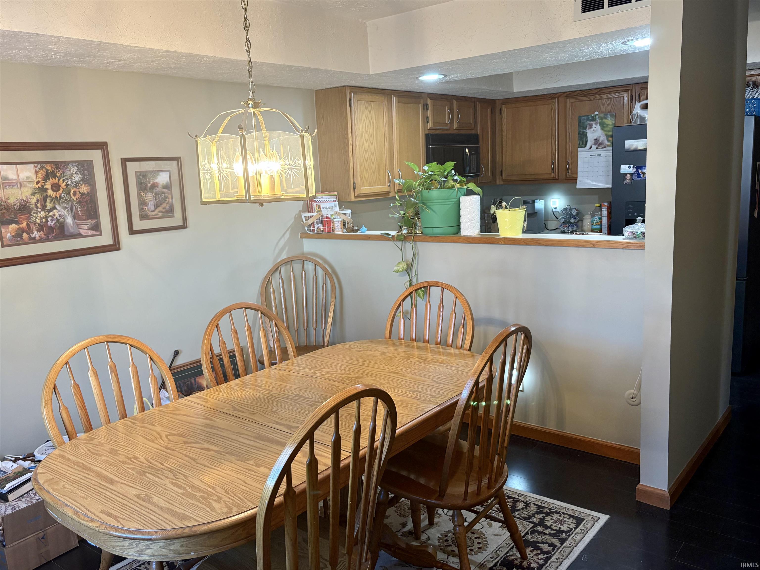 3934 N Lakeside Drive