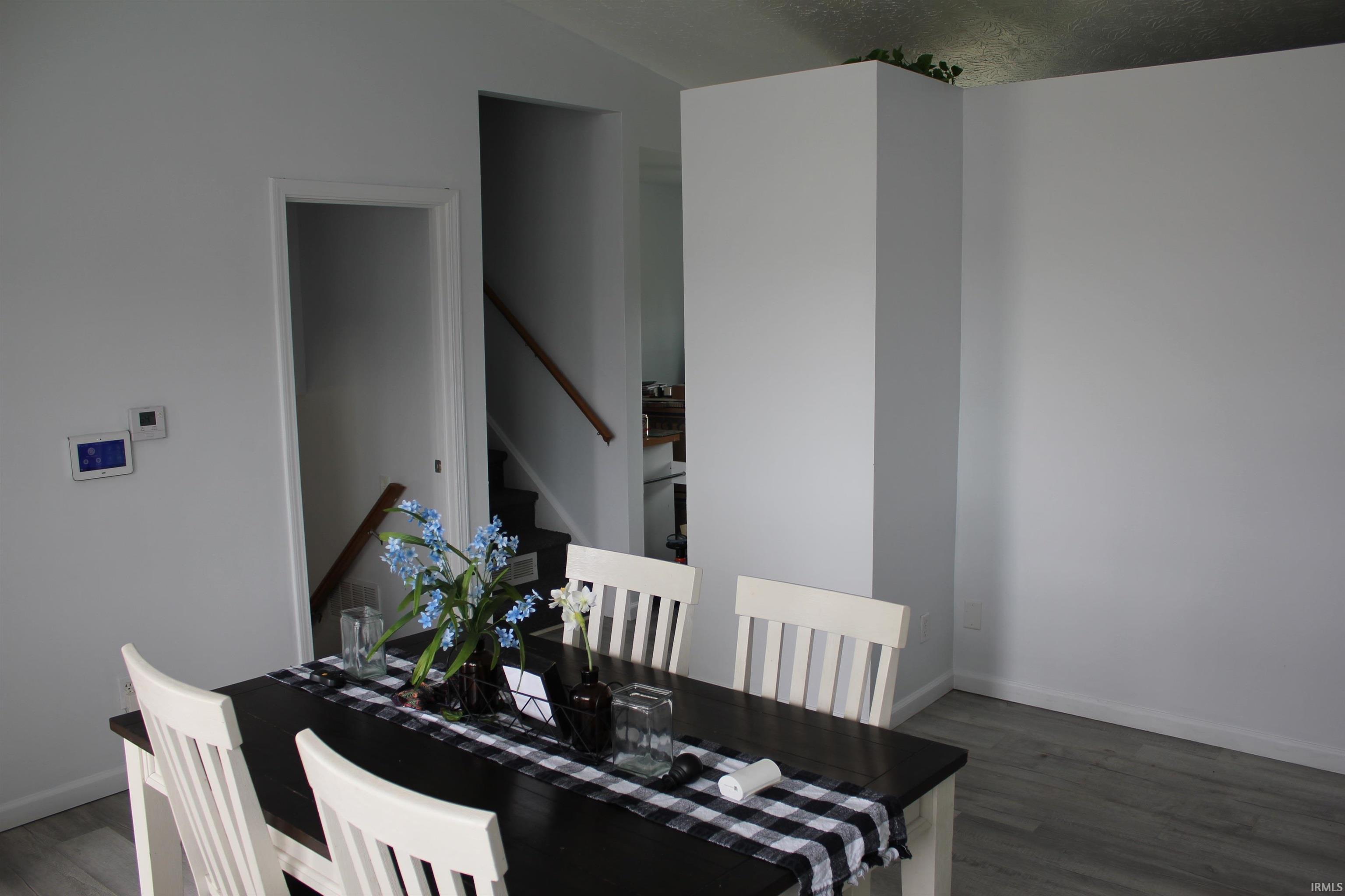 1408 N Olivewood Court