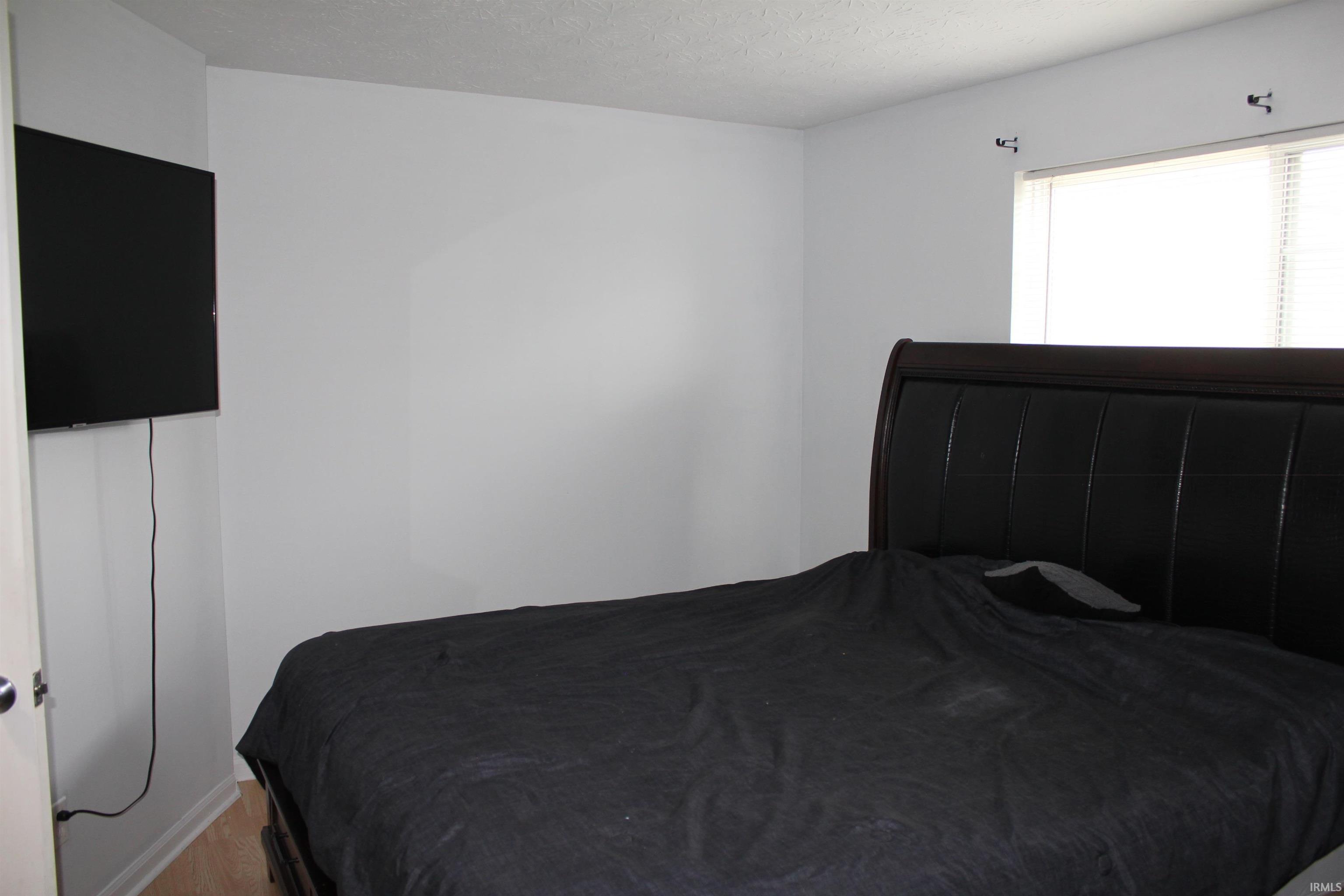 1408 N Olivewood Court