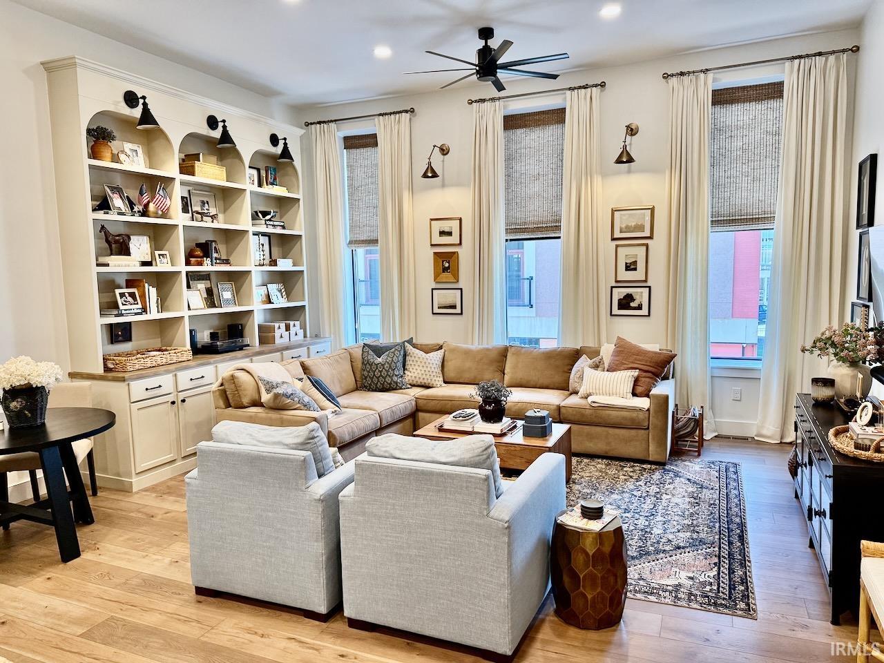 114 S Walnut Street Unit: 100 & 200