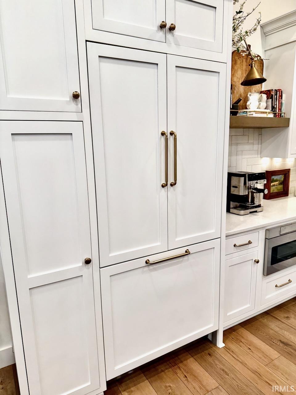 114 S Walnut Street Unit: 100 & 200