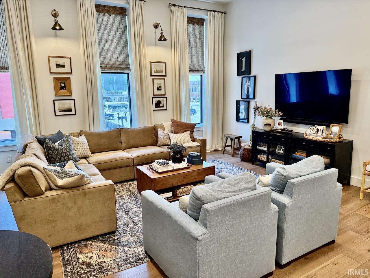 114 S Walnut Street Unit: 100 & 200