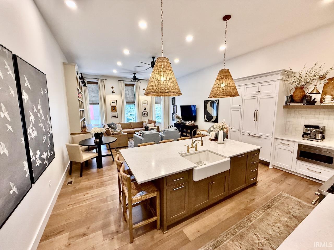 114 S Walnut Street Unit: 100 & 200