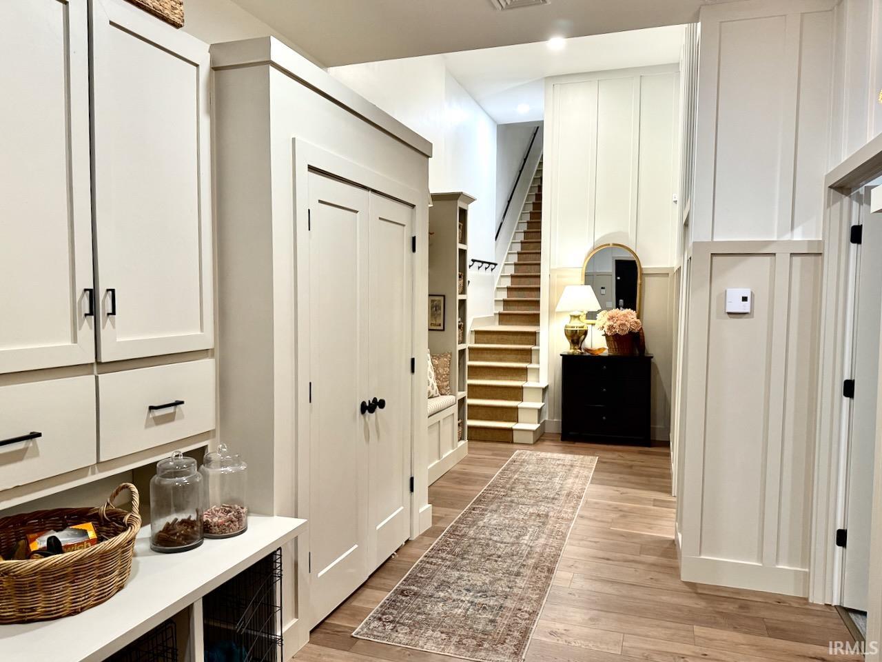 114 S Walnut Street Unit: 100 & 200