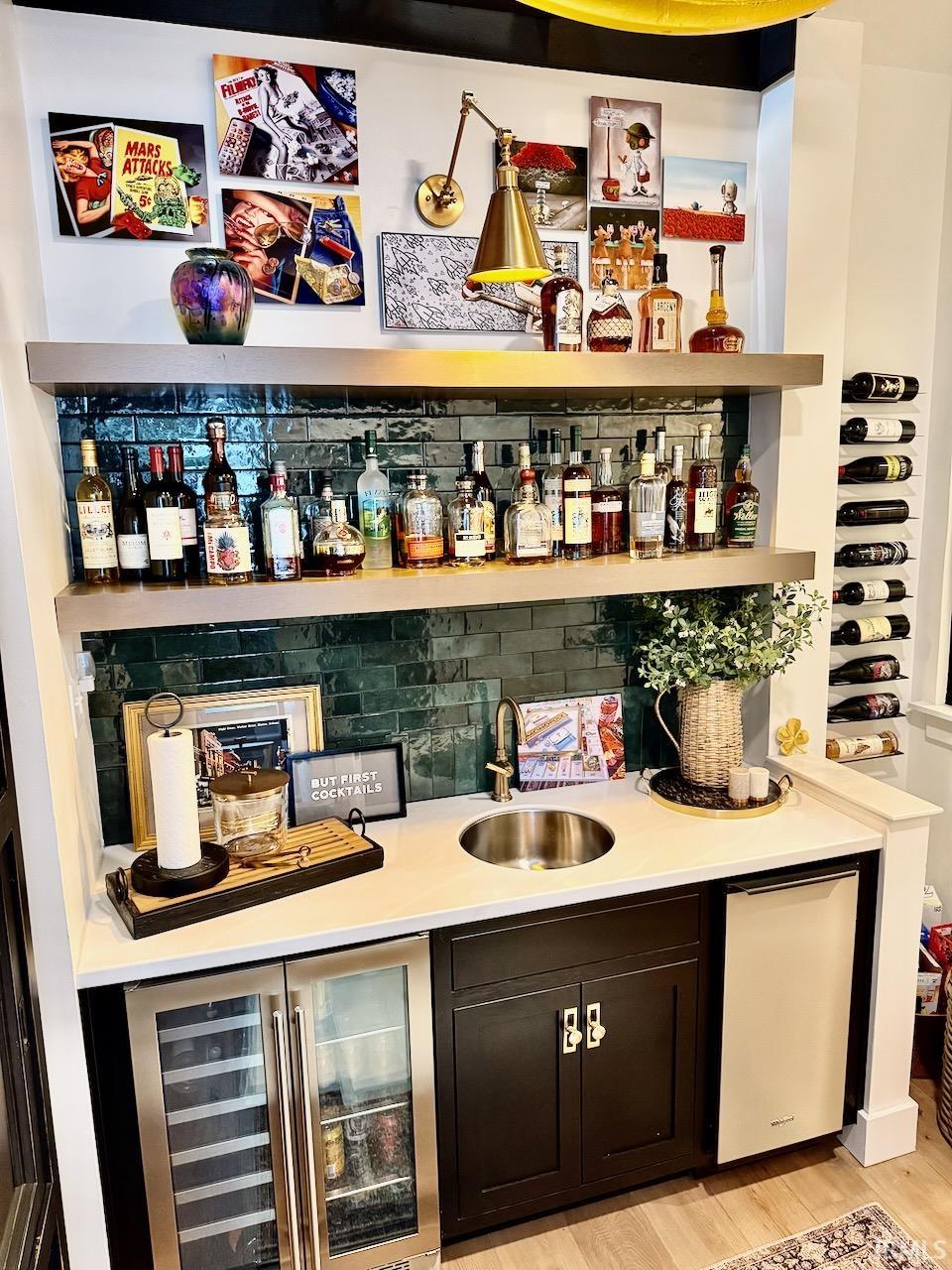 114 S Walnut Street Unit: 100 & 200