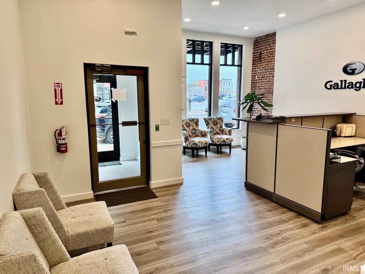 114 S Walnut Street Unit: 100 & 200