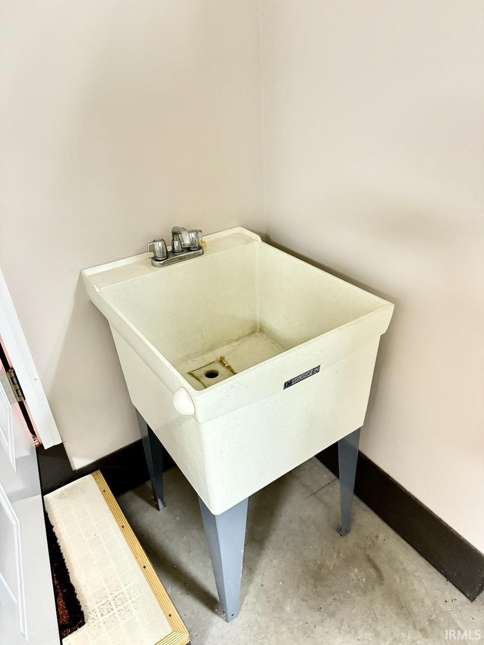 3400 W Riggin #37 Road Unit: 37