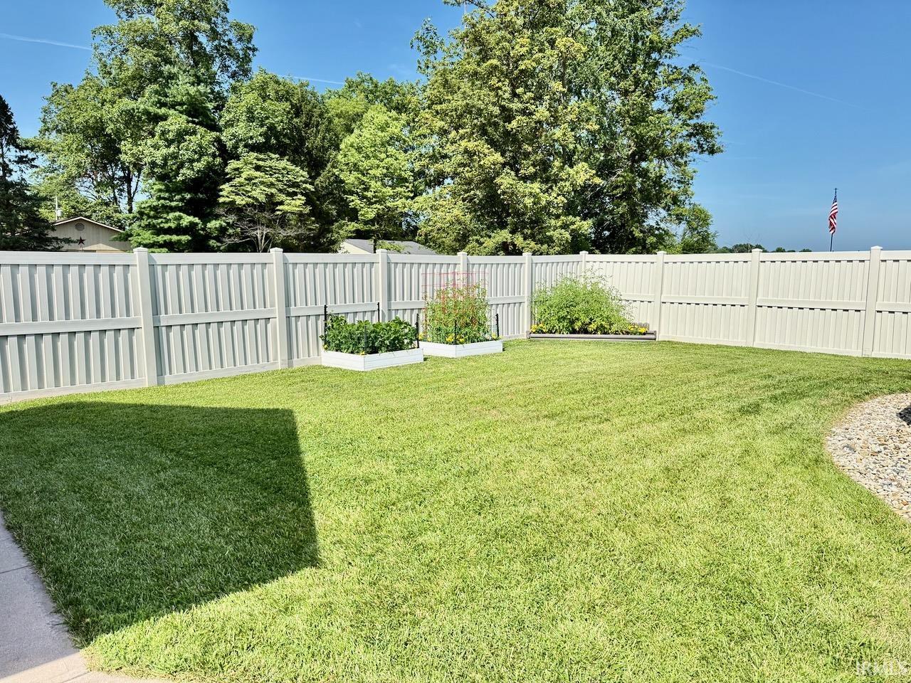 399 S Woodlawn Street