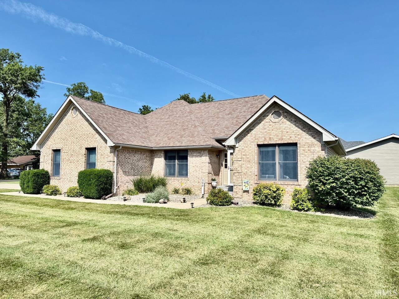 399 S Woodlawn Street